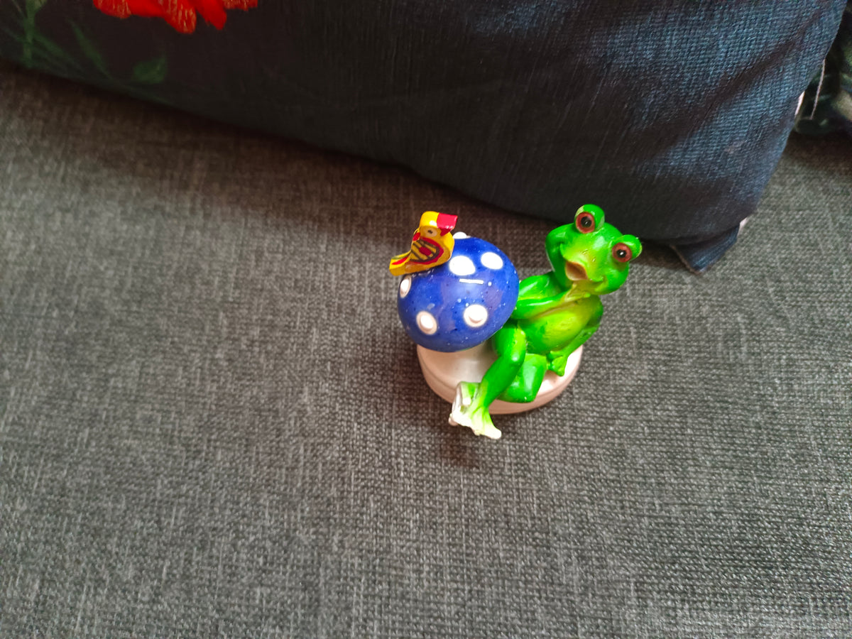 Mini frogs (set of 2)