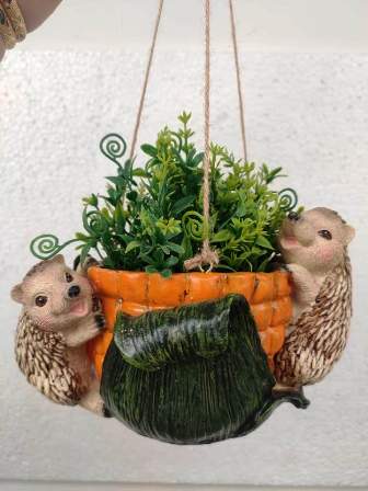 Hanging pots