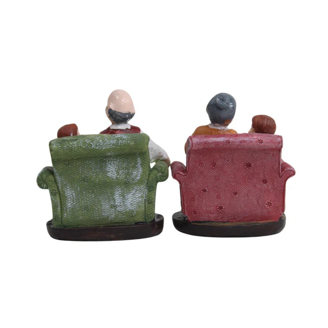 Grandpa and GrandMa (set  of 2)