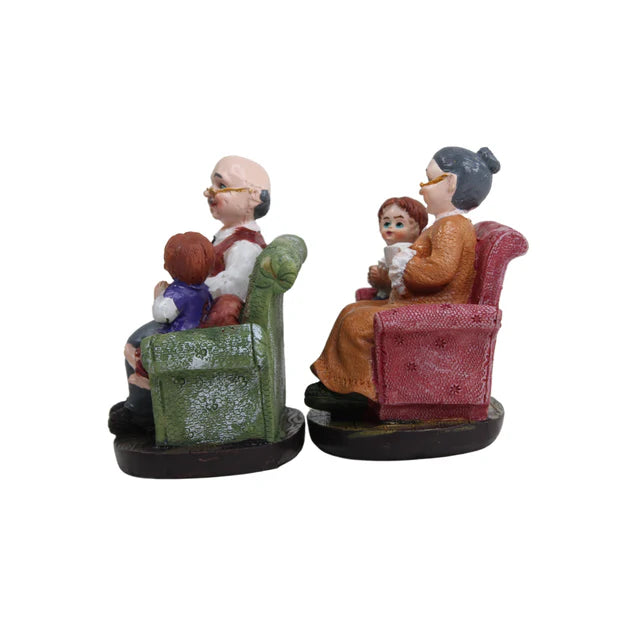 Grandpa and GrandMa (set  of 2)