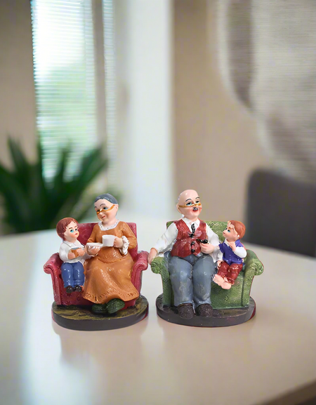 Grandpa and GrandMa (set  of 2)