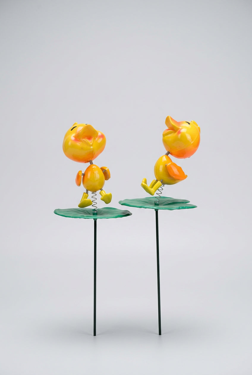 Ducklings garden sticks set of 2