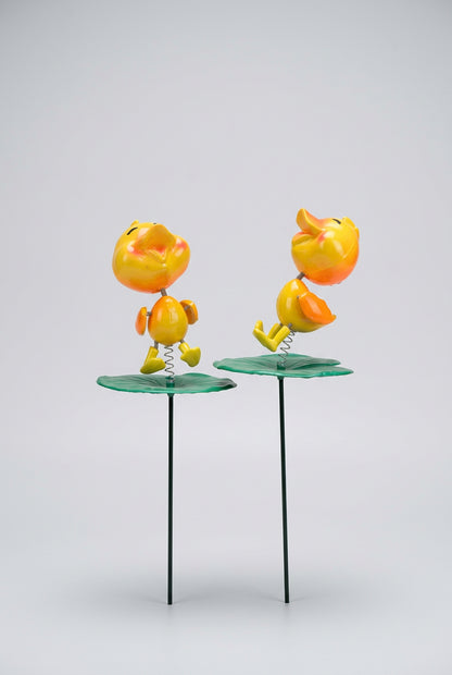 Ducklings garden sticks set of 2