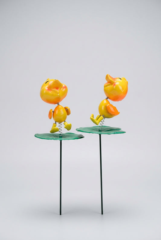 Ducklings garden sticks set of 2