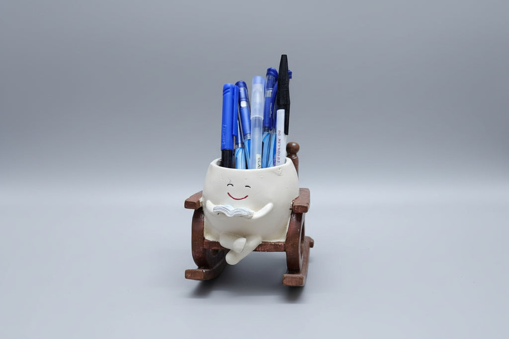 Smiley on Chair Pen stand