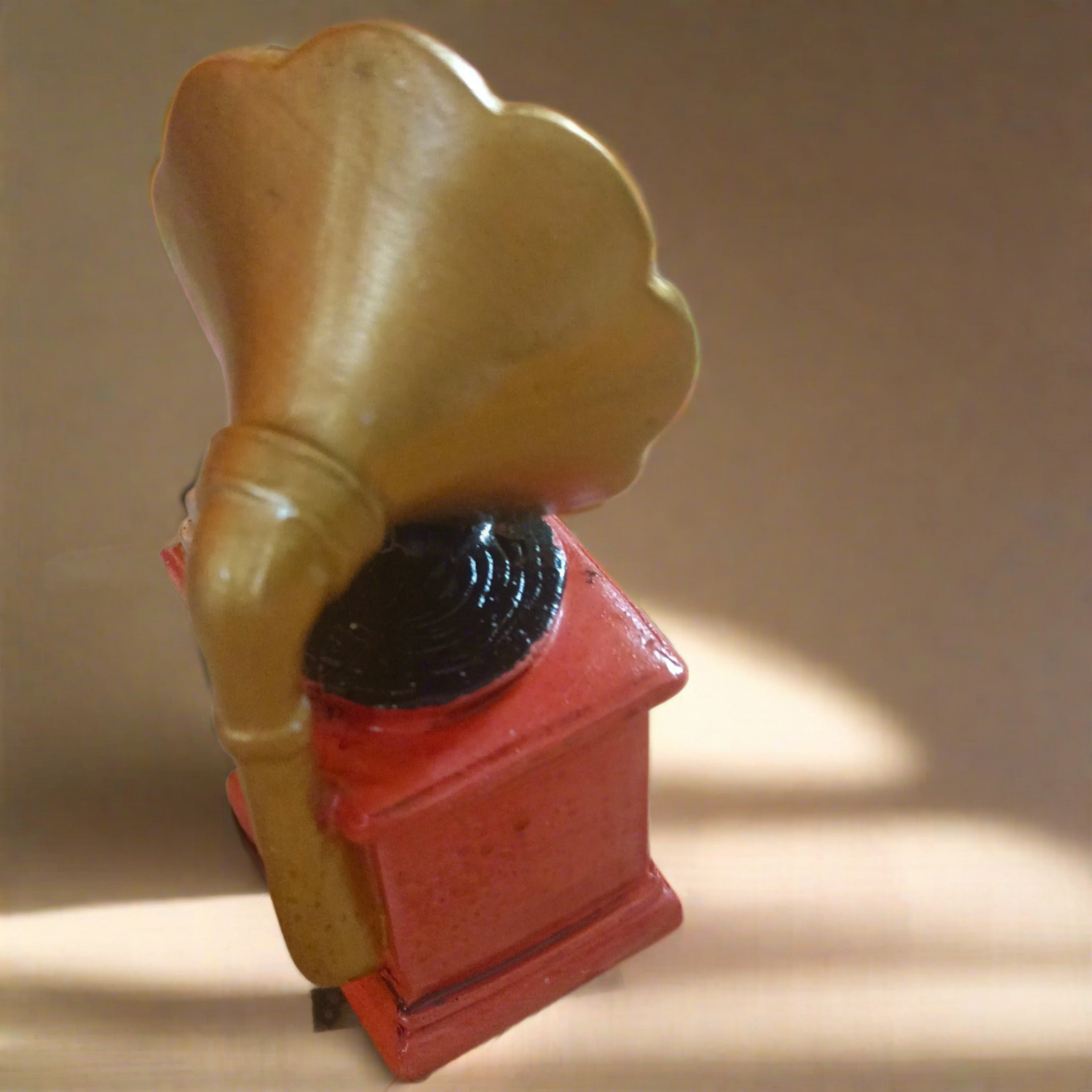 Gramophone Showpiece
