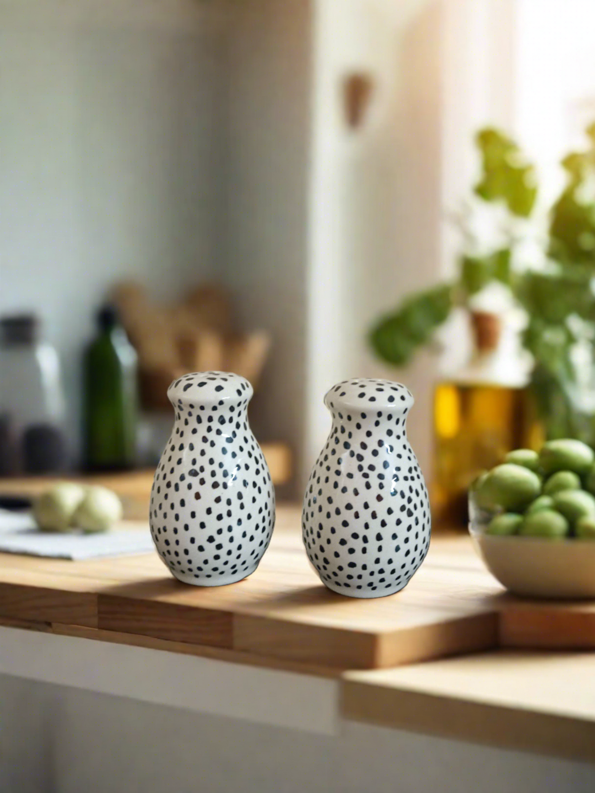 Salt and Pepper set