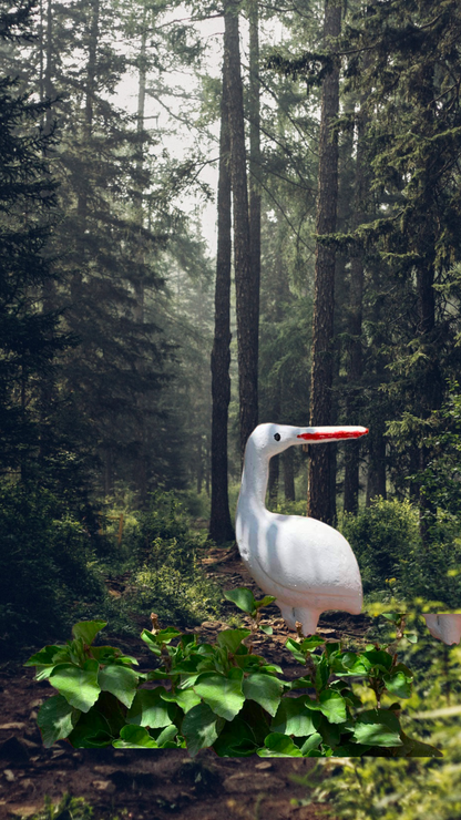 Crane with Beak Forward Décor