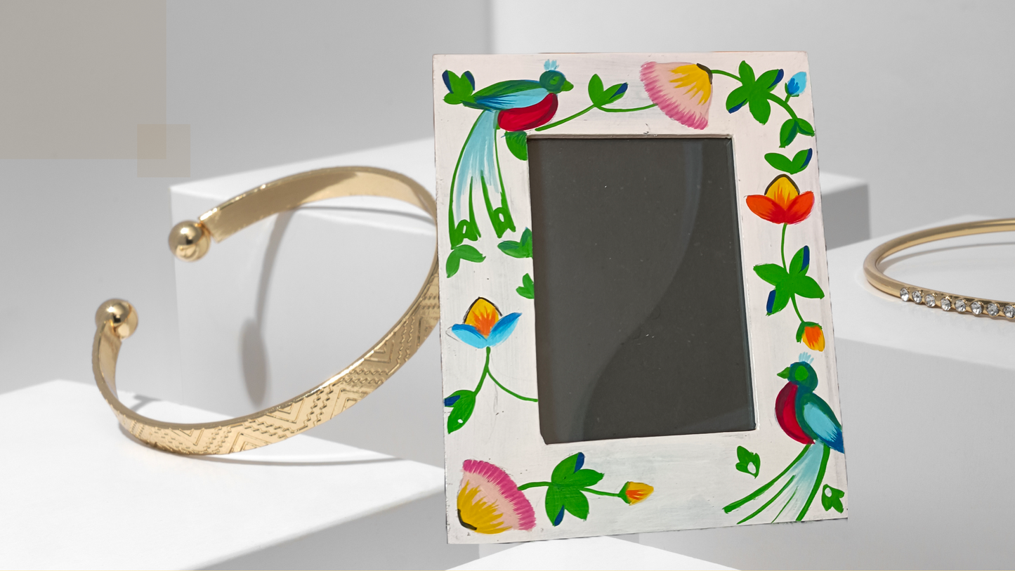 Handpainted photo frames