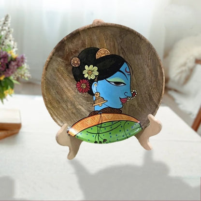 Traditional art: Women on wood