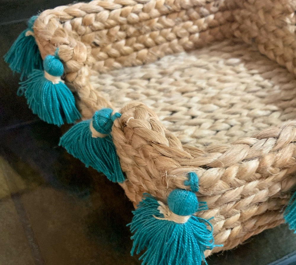 Tissue holder in Jute with Tassels